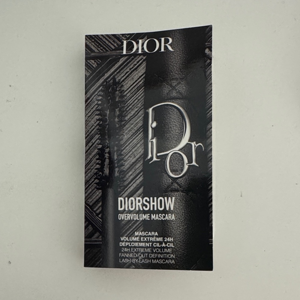 Dior Diorshow Overvolume Mascara in Black